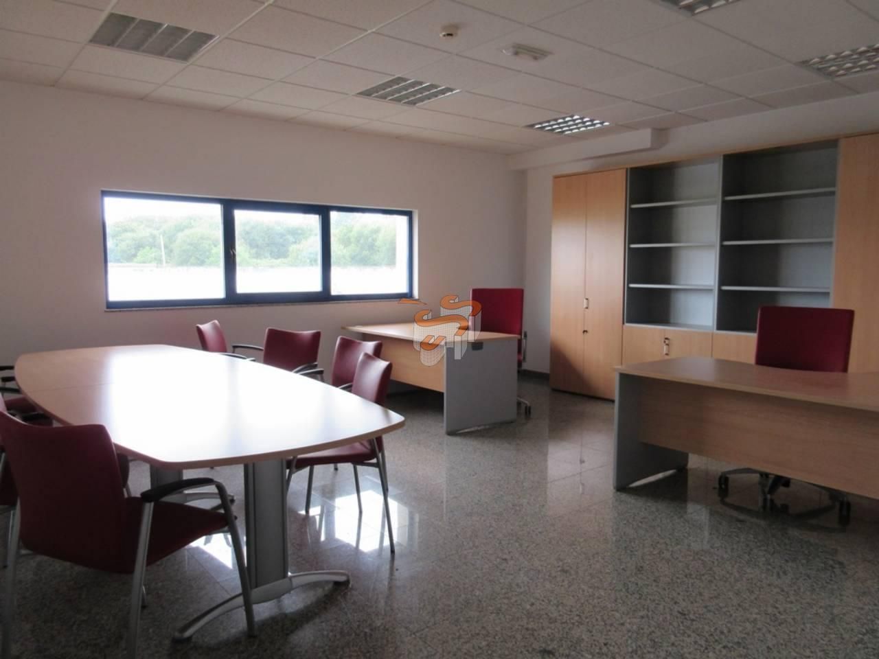 Office to rent in Narón