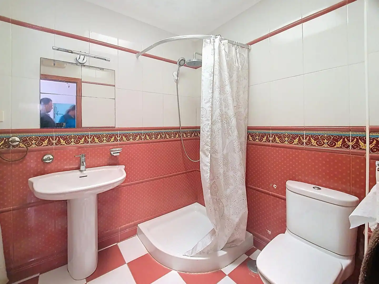 Baño de Piso de alquiler en Barrial - San Isidro - Marmolejos