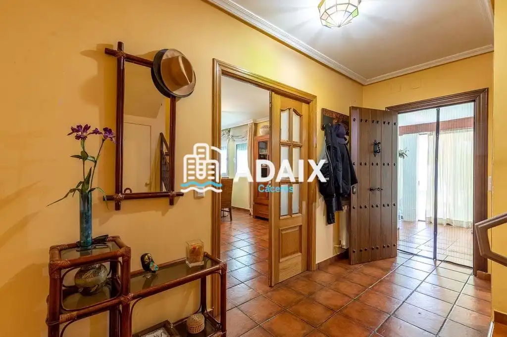 Casa o xalet en venda en Cáceres amb Aire condicionat, Calefacció i Terrassa