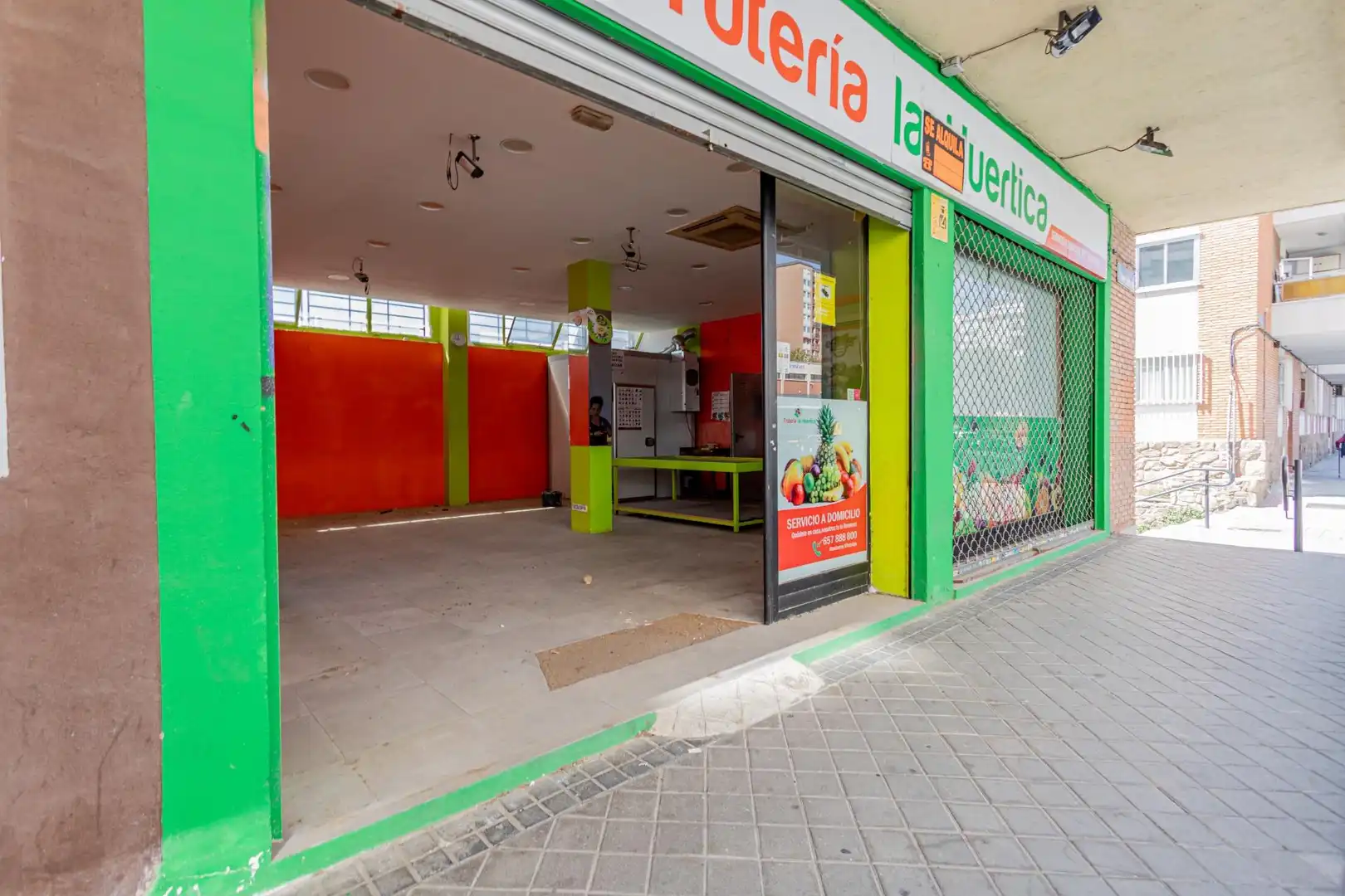 Geschaftsraum zur Miete in Calle de Fermín Caballero, Peñagrande
