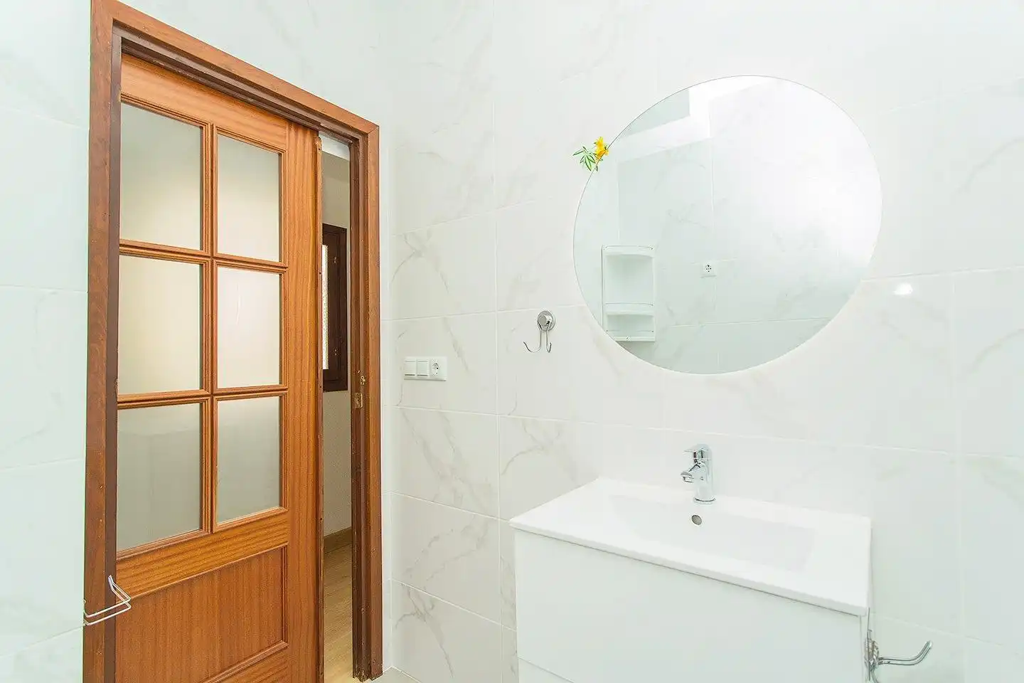 Baño de Apartamento en venta en Torrevieja con Aire acondicionado, Terraza y Amueblado