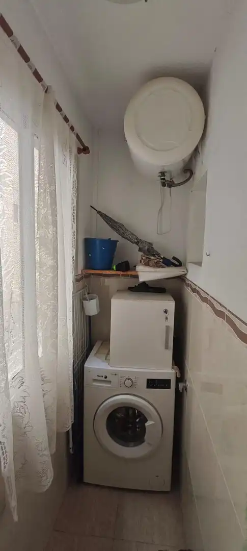 Baño de Piso en venta en Elche / Elx con Aire acondicionado