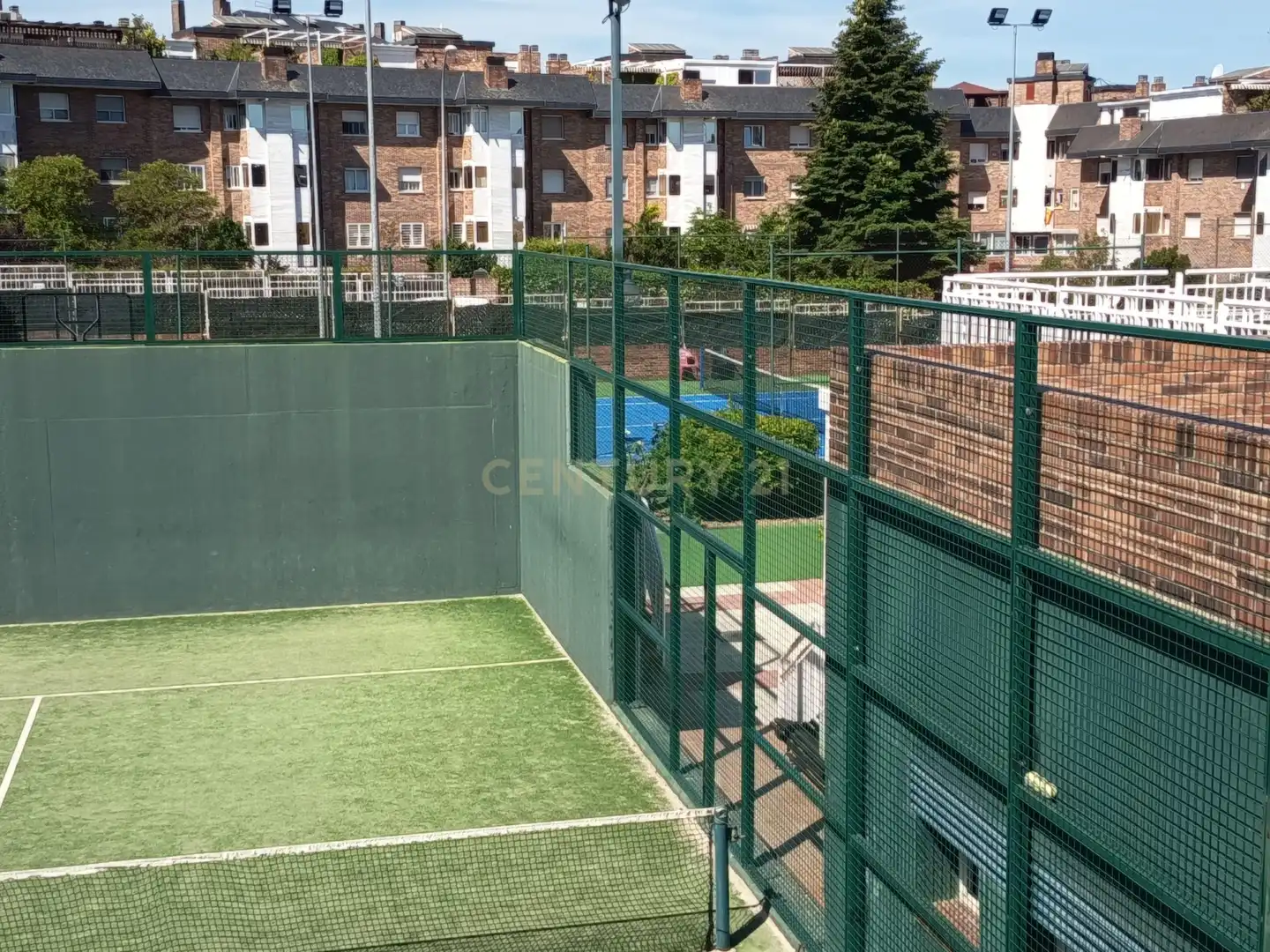 Vista exterior de Apartamento de alquiler en Majadahonda con Trastero, Horno y Lavadora