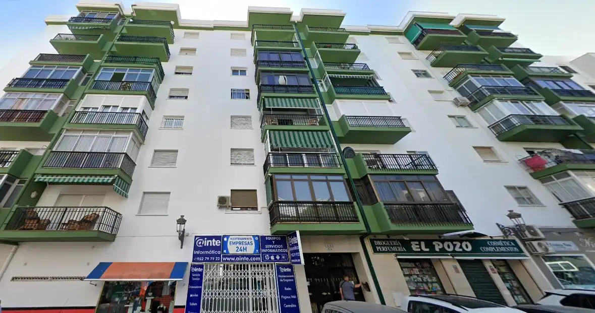 Piso en venta en C/ Lagaza