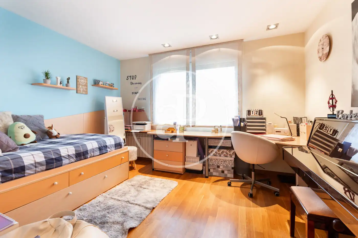 Schlafzimmer von Einfamilien-Reihenhaus zum Verkauf in Sabadell mit Klimaanlage, Heizung und Terrasse