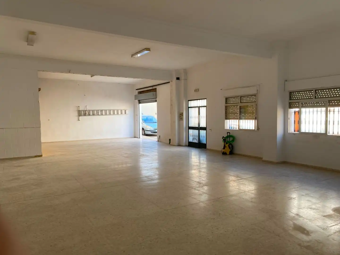 Local comercial en venda a Calle Alcalde Juan Pérez Mendoza 85, imagen 2