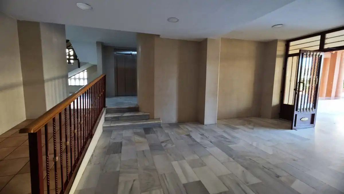 Flat for rent in Elche / Elx  with Air Conditioner, Heating and Parquet flooring