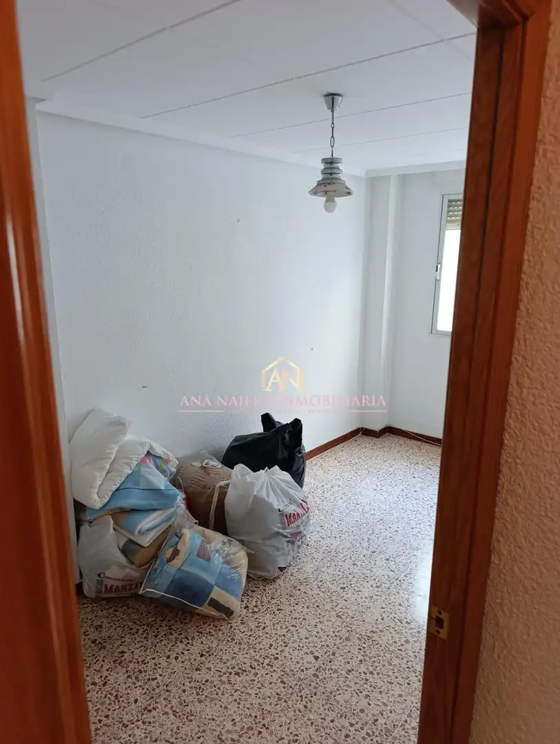 Bedroom of Flat for sale in Manises  with Air Conditioner