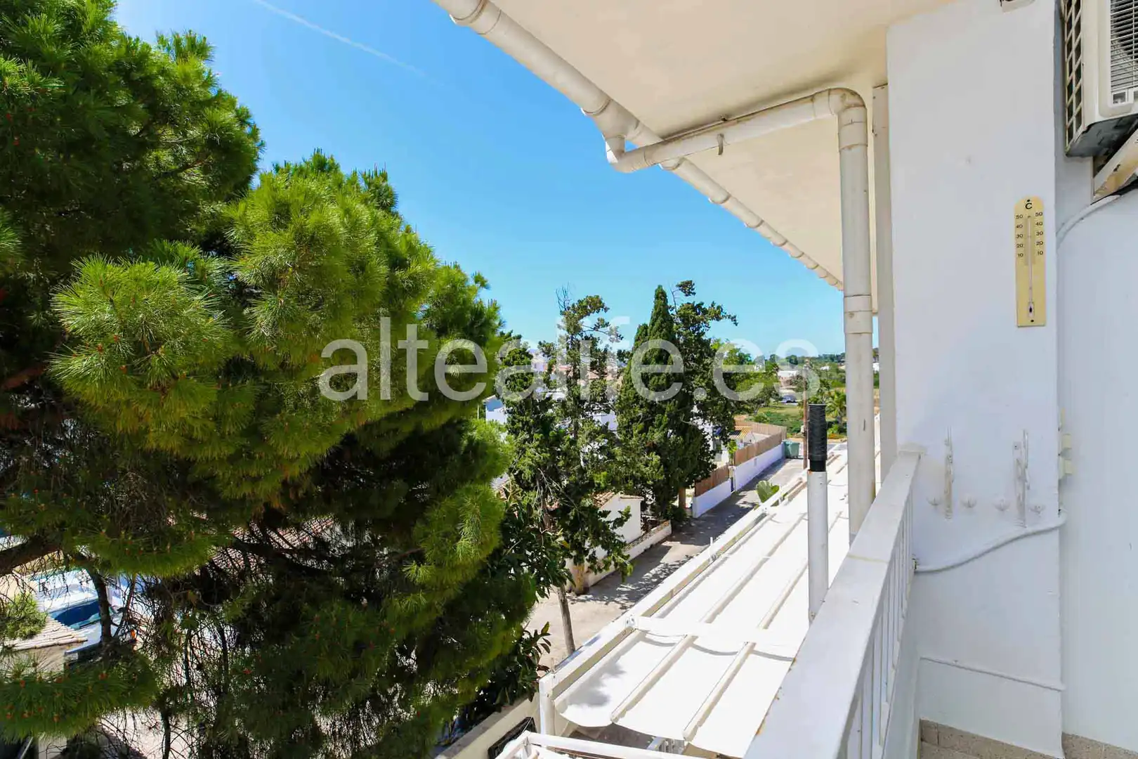Vista exterior de Apartamento de alquiler en Altea con Aire acondicionado, Terraza y Trastero