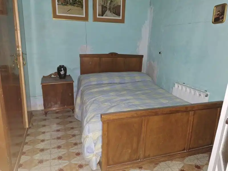 Dormitori de Casa o xalet en venda en Villafranca amb Calefacció, Traster i Moblat