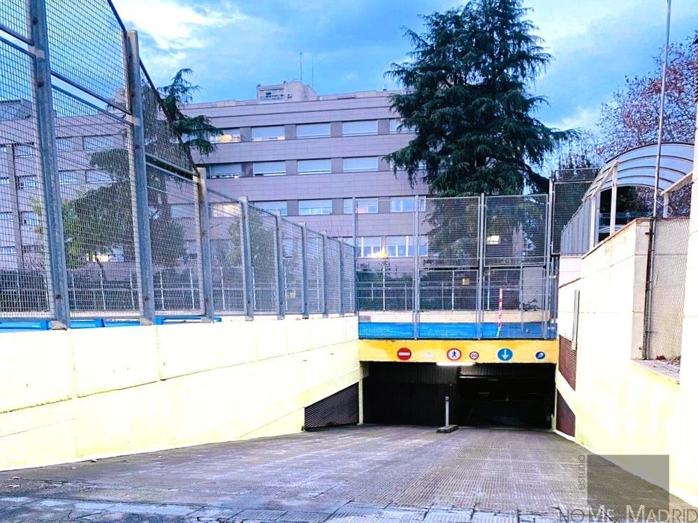 Parking of Garage for sale in  Madrid Capital