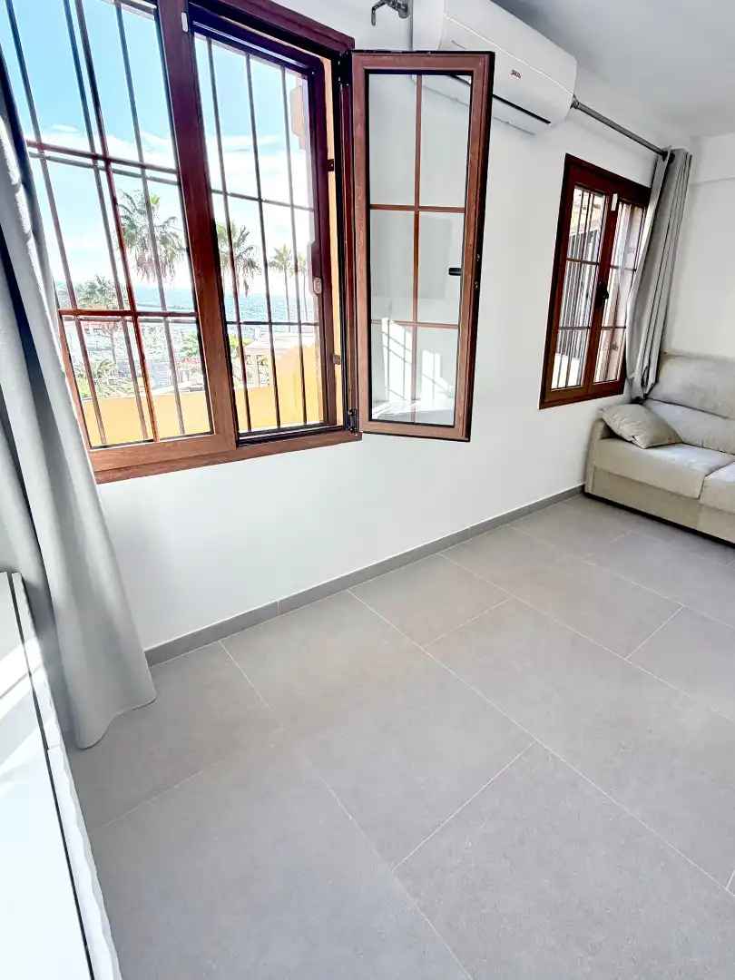 Habitación de Apartamento en venta en Arona con Aire acondicionado y Amueblado