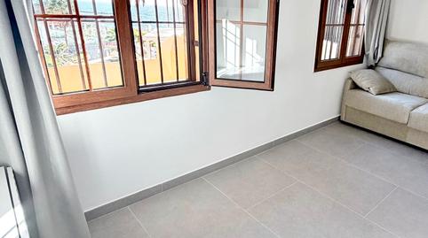 Foto 2 de Apartamento en venta en Los Cristianos, Arona