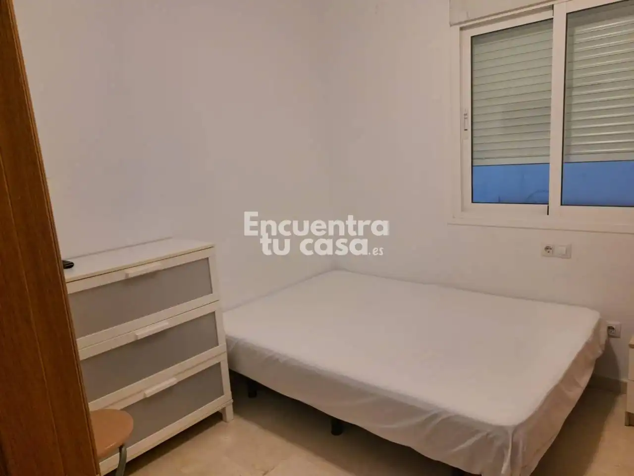 Habitación de Piso de alquiler en La Nucia con Aire acondicionado, Calefacción y Amueblado