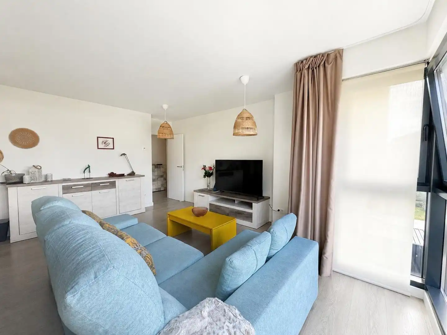 Wohnzimmer von Wohnung zum Verkauf in Santa Cruz de Bezana mit Heizung und Möbliert