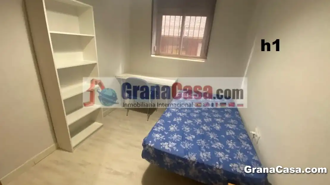 Habitación de Piso de alquiler en Granada con Amueblado