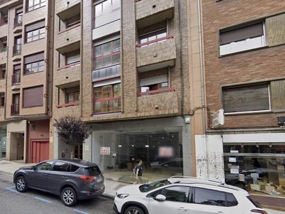 Vista exterior de Oficina en venda en Oviedo 
