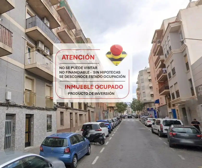 Pis amb piscina en venda a Elche ciudad