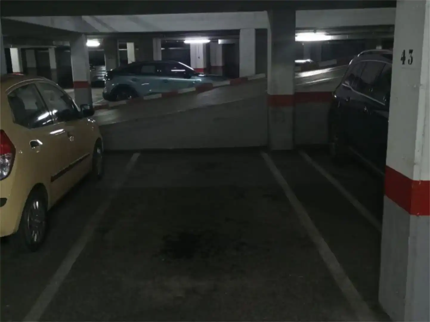 Parking of Garage for rent in El Parque - Zapatón