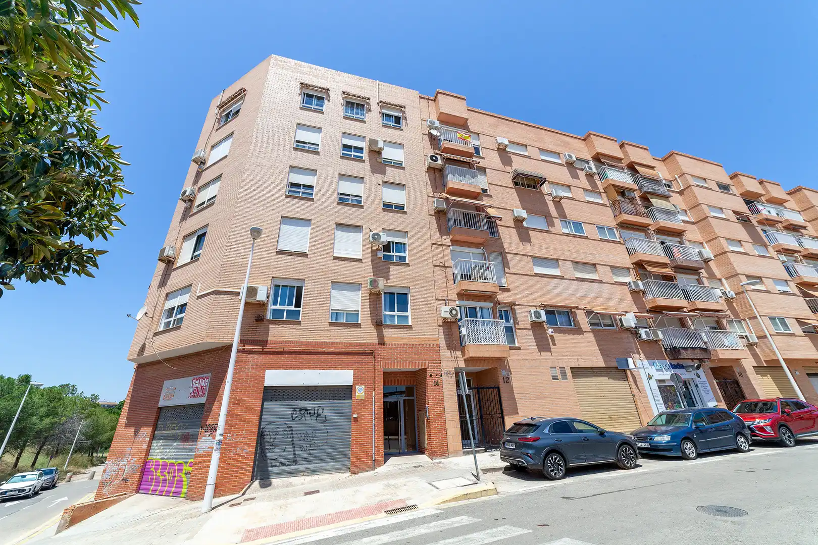 Exterior view of Flat for sale in Manises  with Air Conditioner, Heating and Oven