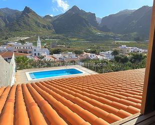 Vista exterior de Casa o xalet en venda en Los Silos amb Aire condicionat, Jardí privat i Terrassa
