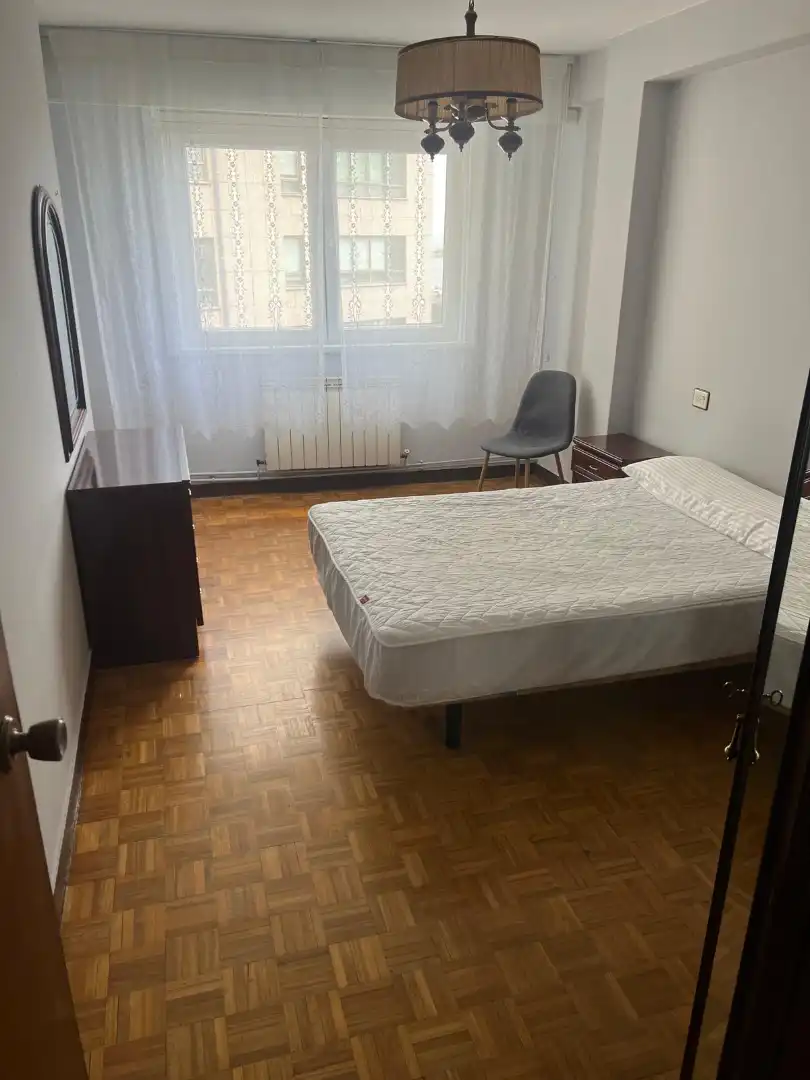 Bedroom of Flat for rent in A Coruña Capital   with Heating, Furnished and Oven