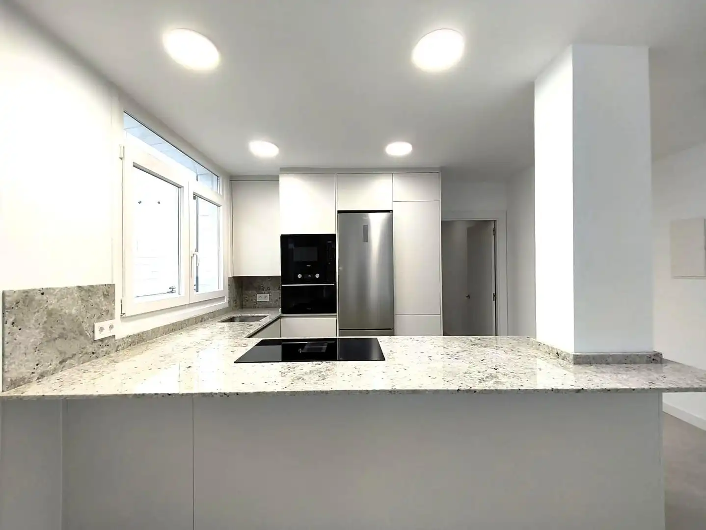 Cocina de Piso de alquiler en Santander con Calefacción