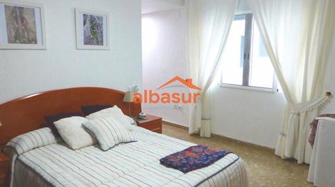 Foto 4 de Pis en venda a Calle Julio Pellicer, Ciudad Jardín - Zoco, Córdoba