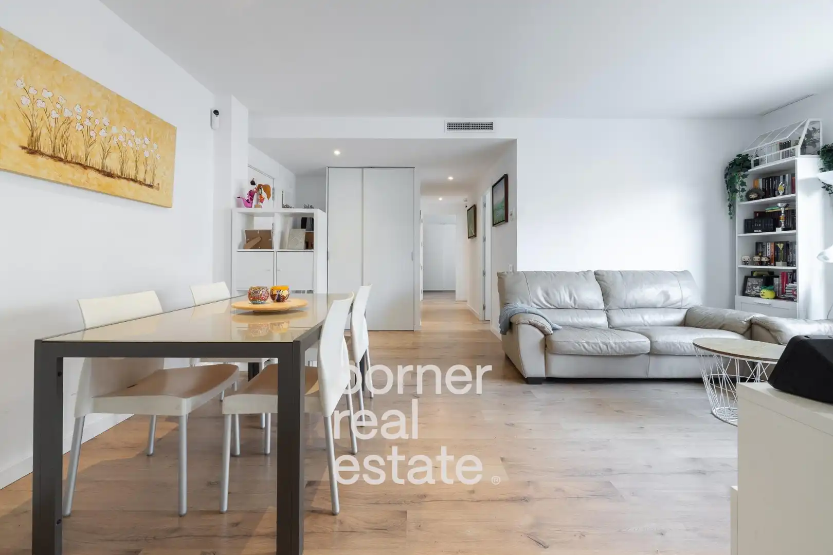 Exterior view of Flat for sale in Terrassa  with Air Conditioner, Heating and Parquet flooring