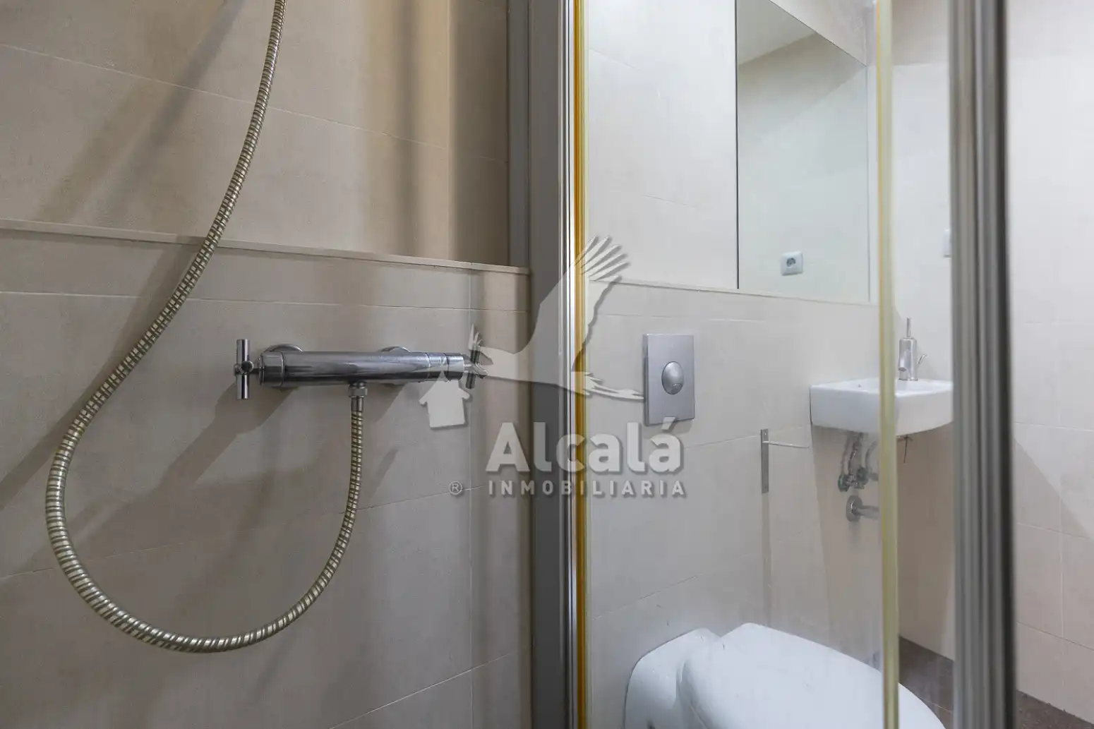 Bathroom of Flat for sale in Casco histórico
