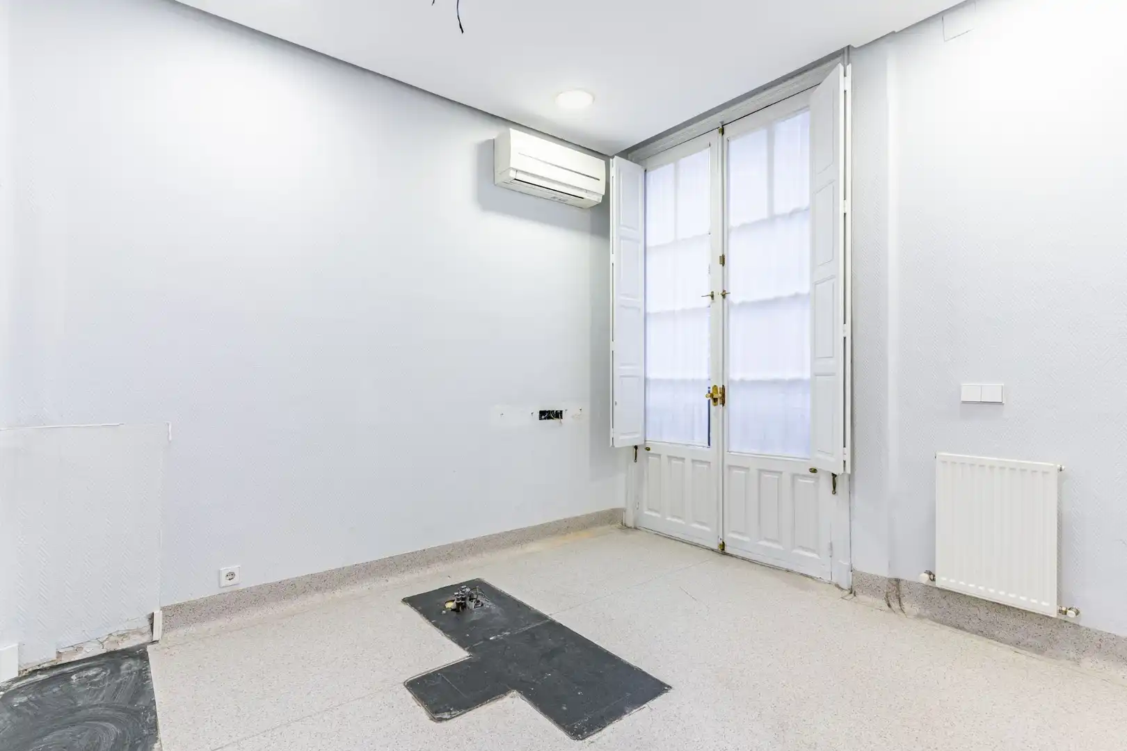 Wohnung zum Verkauf in Madrid mit Klimaanlage, Heizung und Abstellraum