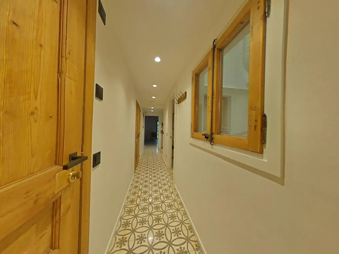Flat for rent in Girona  with Air Conditioner, Heating and Terrace