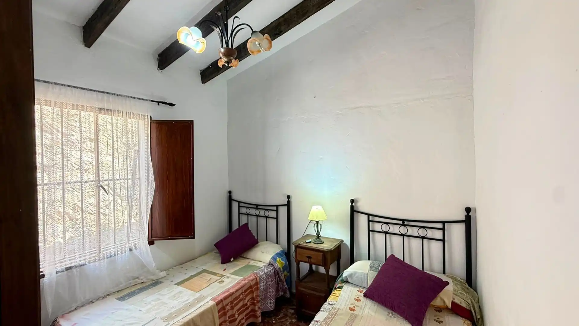 Dormitori de Casa o xalet en venda en Sedella amb Aire condicionat, Jardí privat i Terrassa