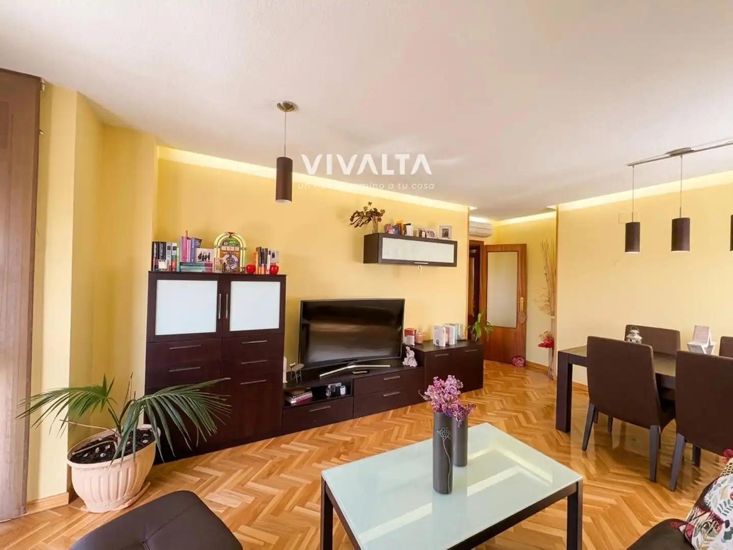Sala de estar de Piso en venta en Madrid con Aire acondicionado, Calefacción y Trastero
