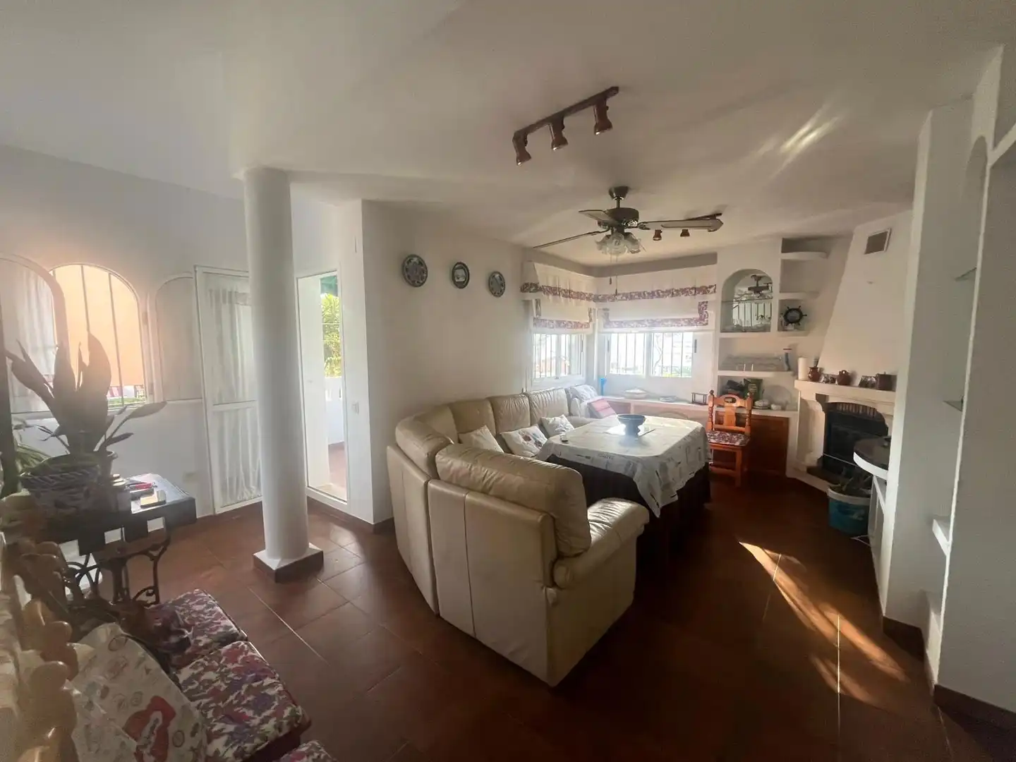 Sala de estar de Casa adosada en venta en El Portil con Jardín privado, Terraza y Amueblado