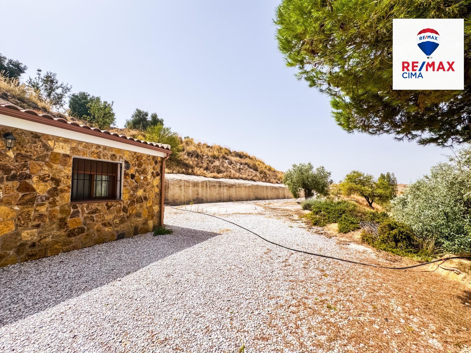 Exterior view of House or chalet for sale in Cuevas del Campo  with Terrace and Furnished