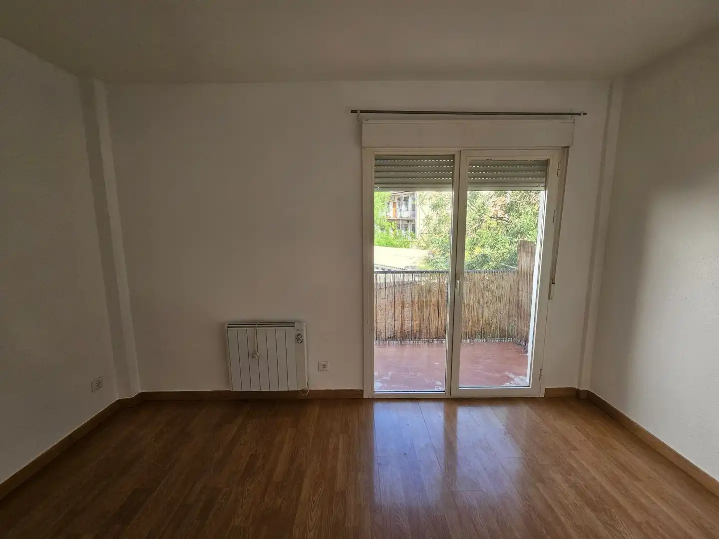 Bedroom of Apartments for rent in Madrid  with Air Conditioner, Heating and Terrace