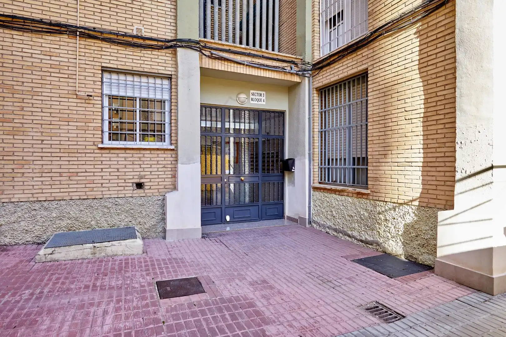 Vista exterior de Pis en venda en Jaén amb Aire condicionat