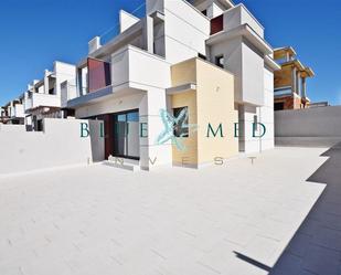 Exterior view of House or chalet for sale in Mazarrón  with Heating, Terrace and Balcony