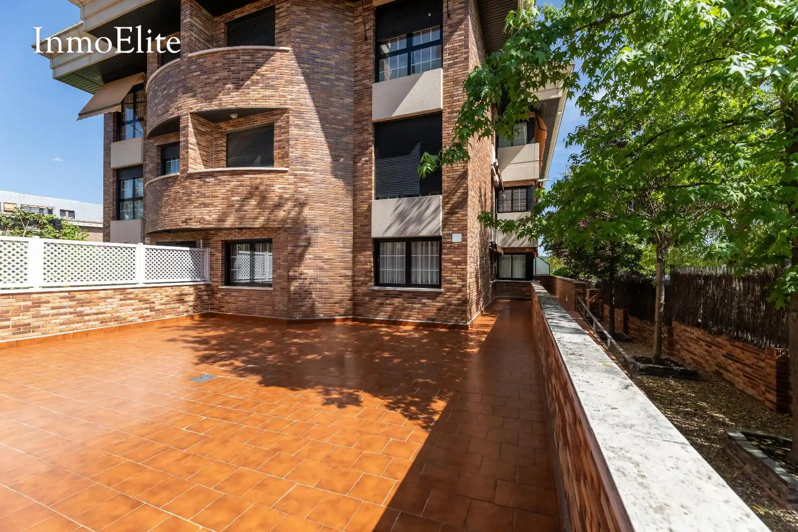 Terrassa de Planta baixa en venda en Majadahonda amb Calefacció, Jardí privat i Terrassa