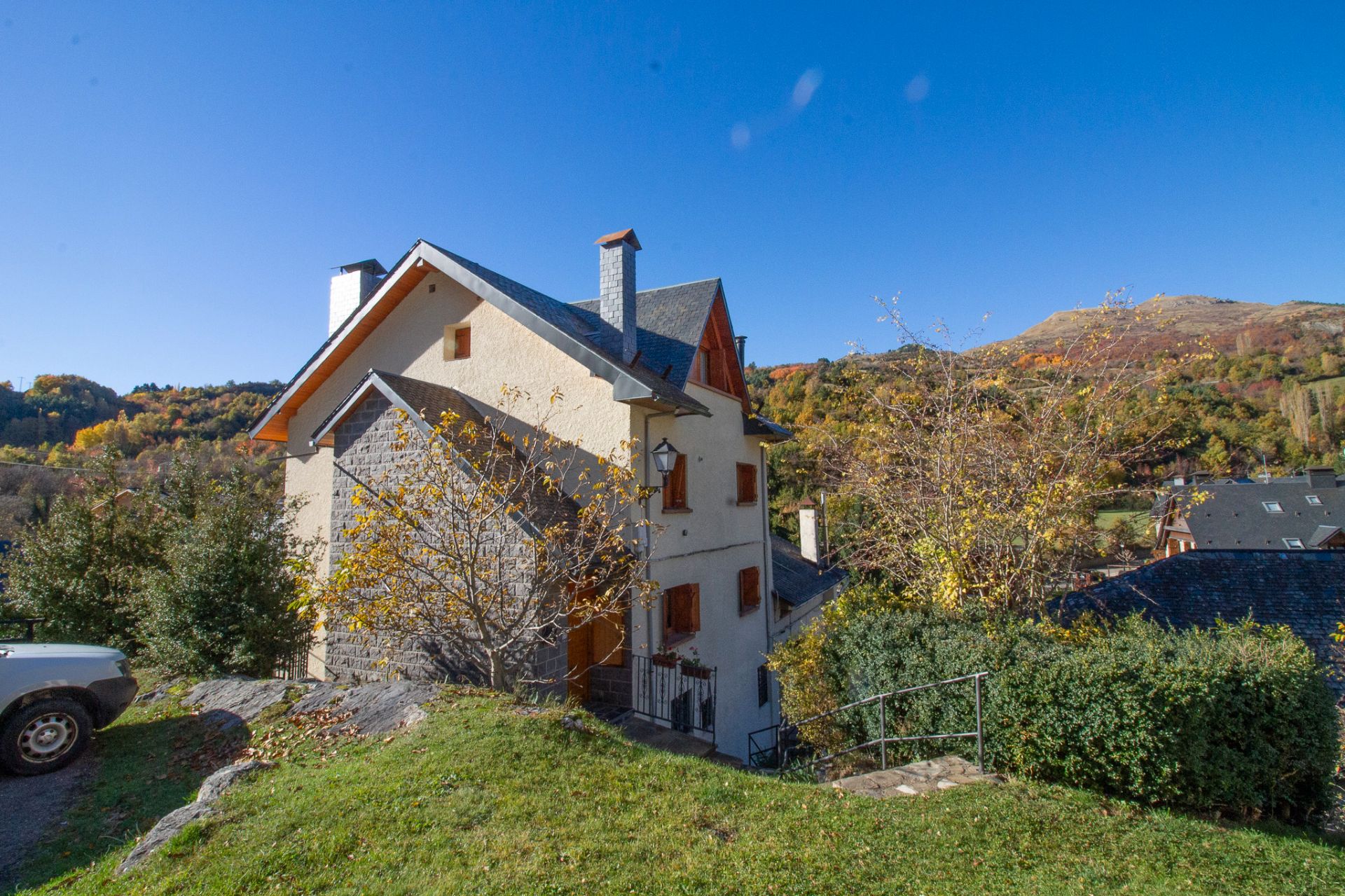 Exterior view of Apartment for sale in Sallent de Gállego  with Heating, Parquet flooring and Storage room
