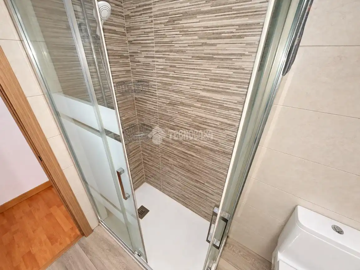 Piso con ascensor en venta en Zarzaquemada, imagen 6