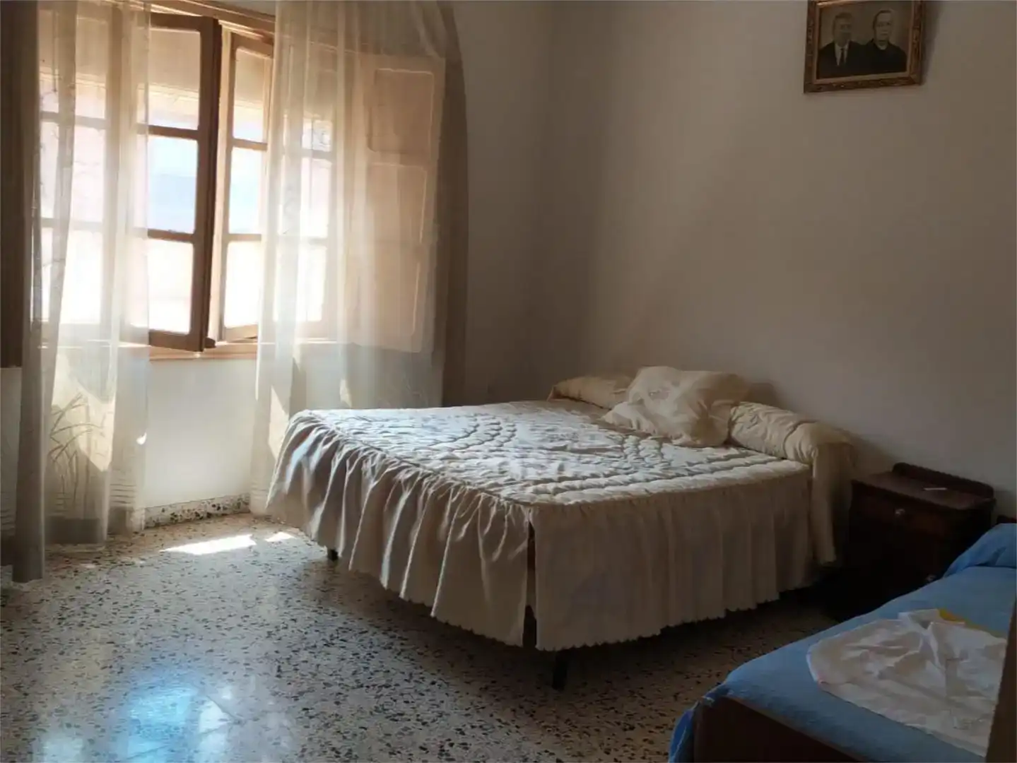Habitación de Casa adosada en venta en Consuegra, Toledo