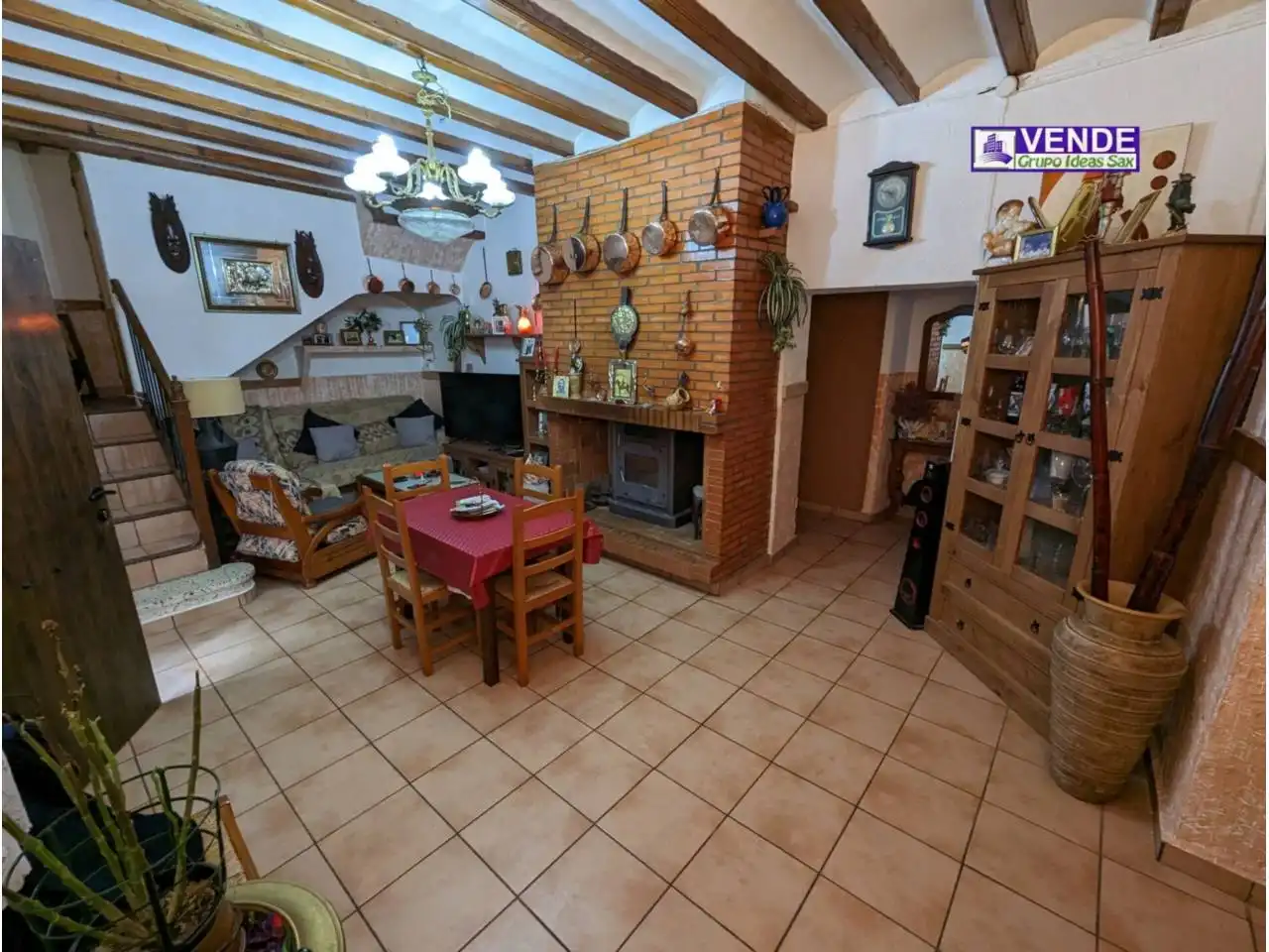 Finca rústica en venda en Sax amb Jardí privat