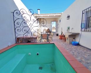 Schwimmbecken von Haus oder Chalet miete in El Pinós / Pinoso mit Klimaanlage und Schwimmbad