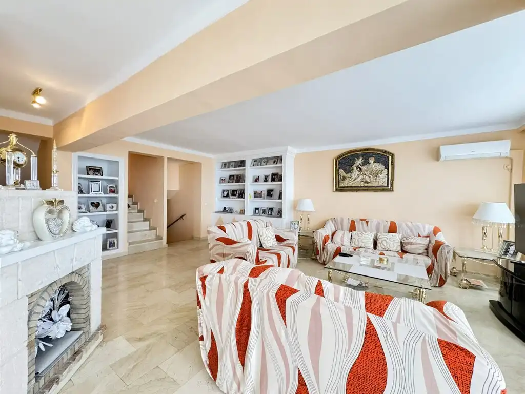 Living room of Attic for sale in Calvià  with Air Conditioner and Terrace
