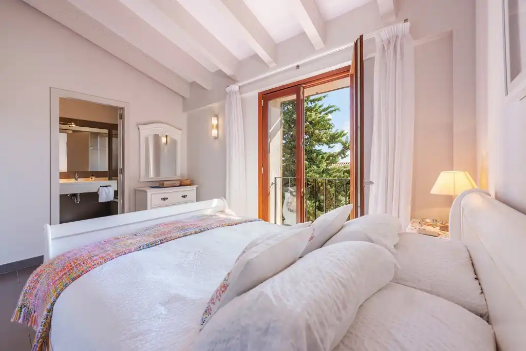 Dormitori de Casa adosada en venda en Pollença amb Aire condicionat, Jardí privat i Terrassa
