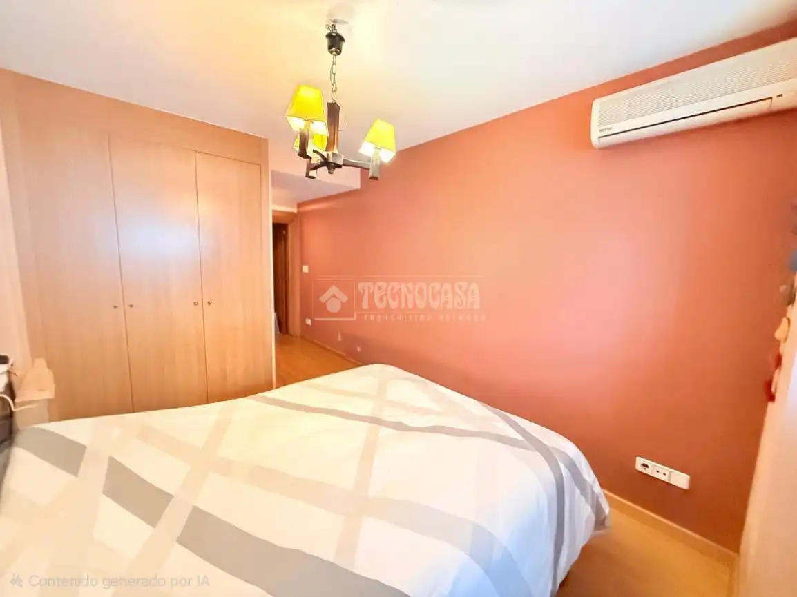 Habitación de Piso en venta en Alcorcón con Aire acondicionado y Calefacción