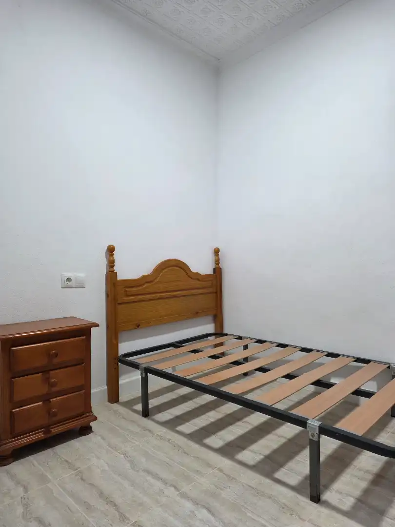 Habitación de Casa o chalet en venta en Utrera