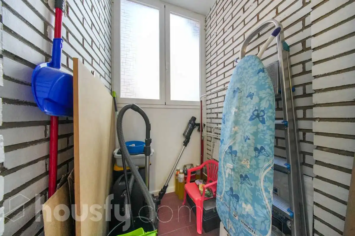 Flat for sale in Usera